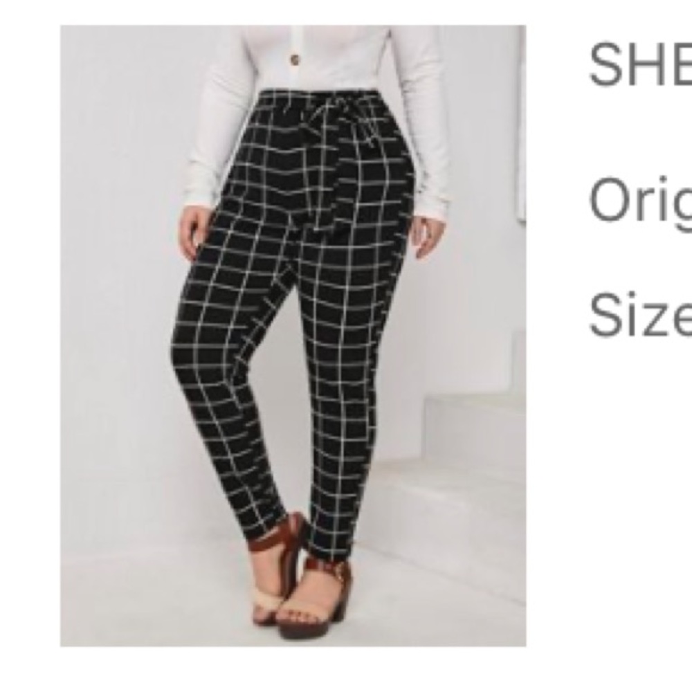 4/$20 Black and white work pants with belt